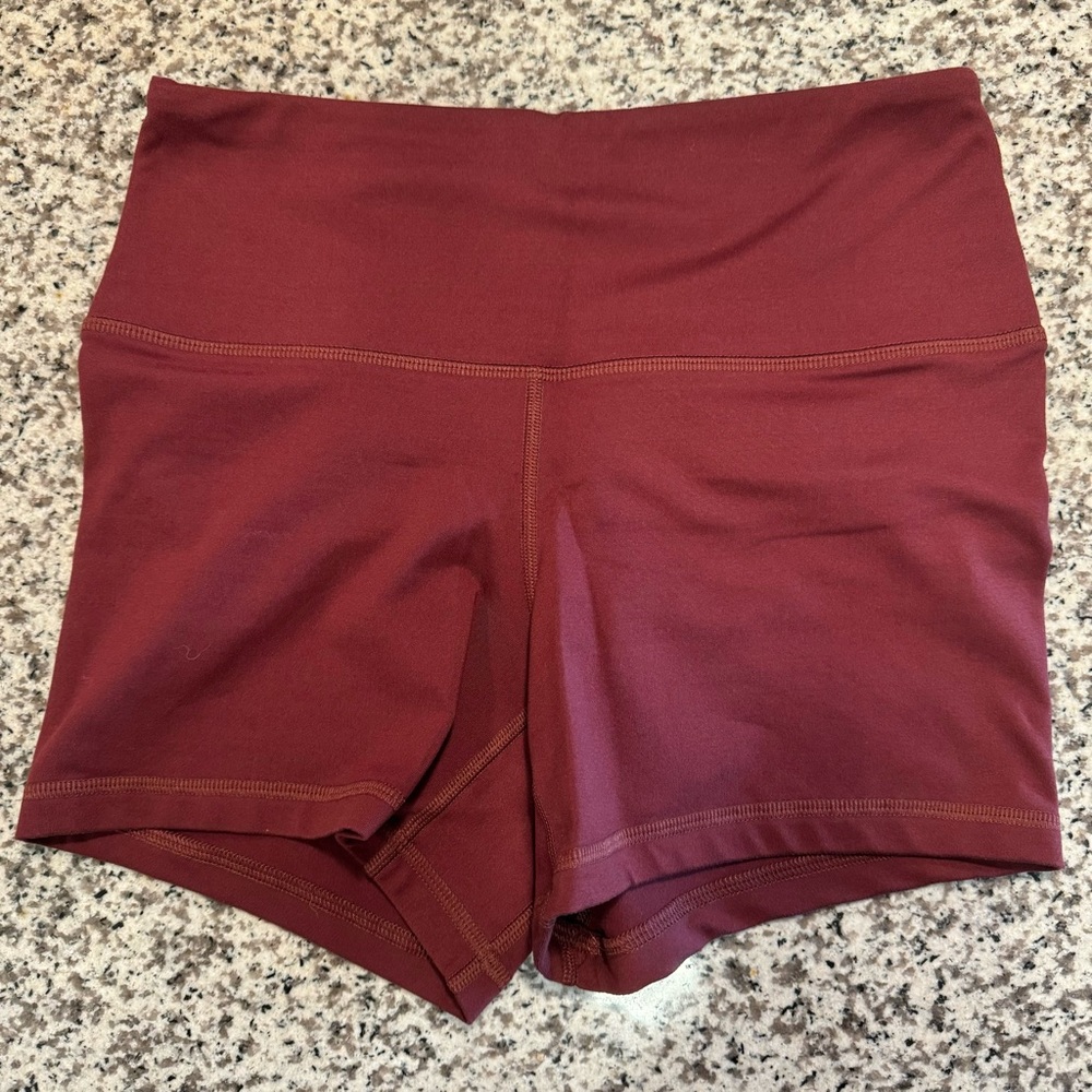 FLEO Power High Rise Shorts - Small - Rosewood (Maroon/Deep Red)